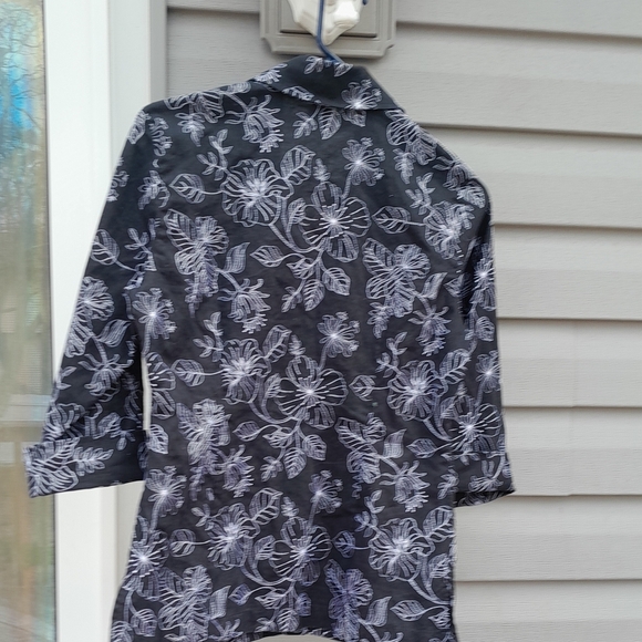 Draper's & Damon's Floral Button-Up Shirt Size SP - Picture 6 of 6